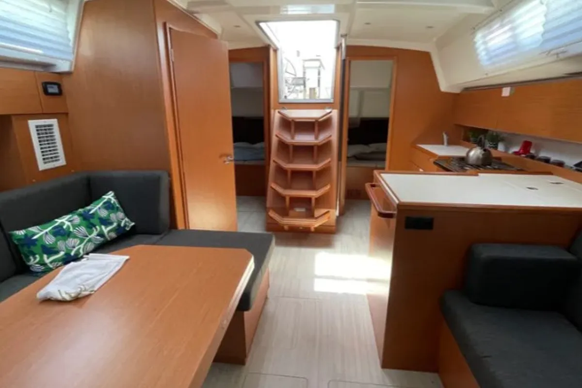 Salon of MAIA, a Bavaria C42 sailboat at Athens, Greece