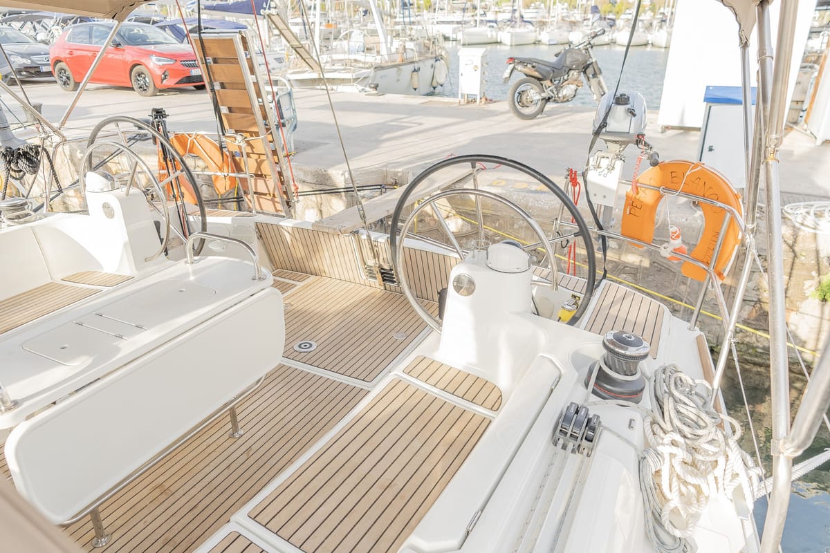 Cockpit of Perro Blanco, a Jeanneau Sun Odyssey 519 sailboat at Neo Klima, Greece
