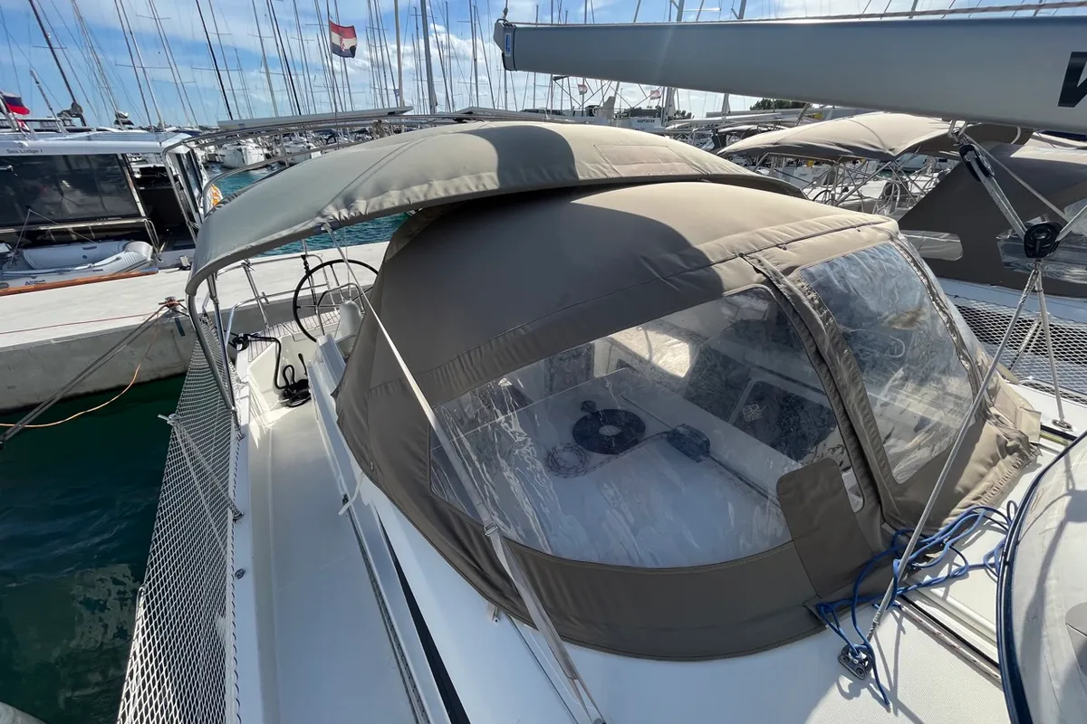 Deck of ATHINA, a Jeanneau Sun Odyssey 490 sailboat at Općina Sukošan, Croatia