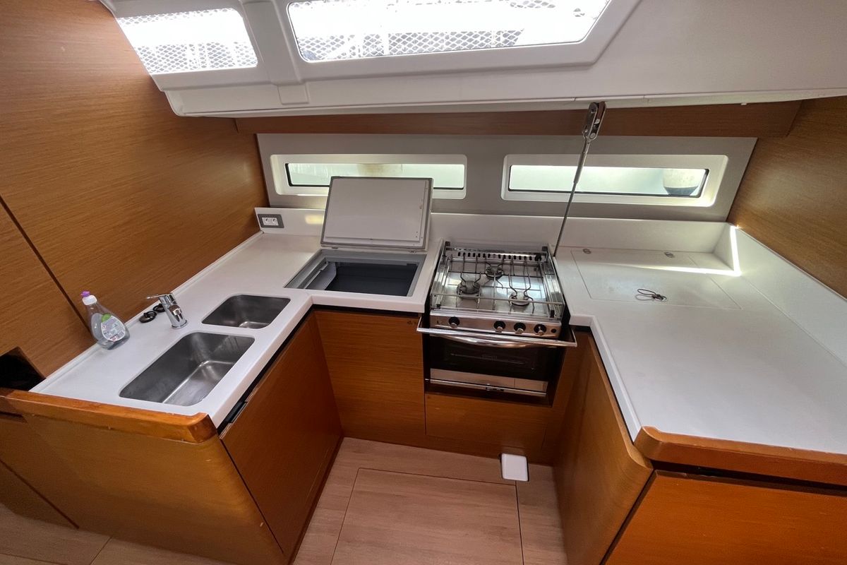Galley of ATHINA, a Jeanneau Sun Odyssey 490 sailboat at Općina Sukošan, Croatia