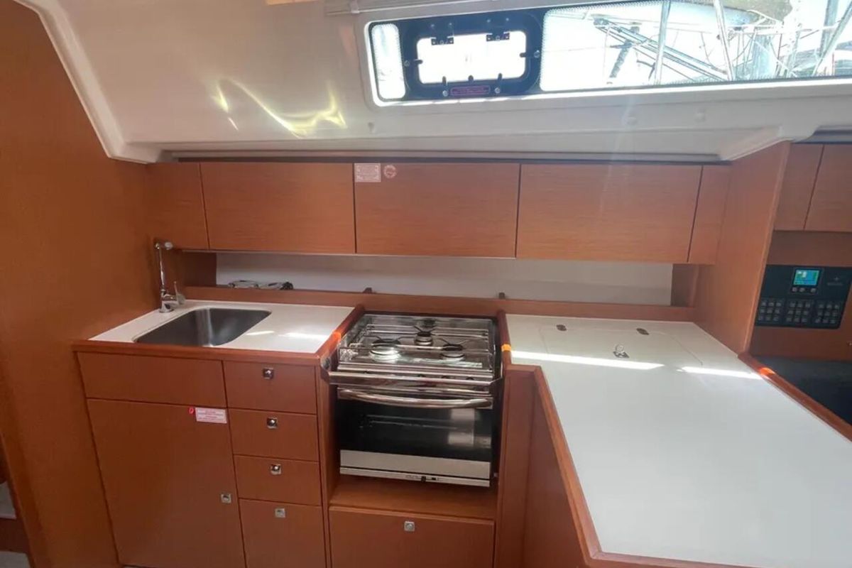 Galley of LIMA, a Bavaria C42 sailboat at Athens, Greece