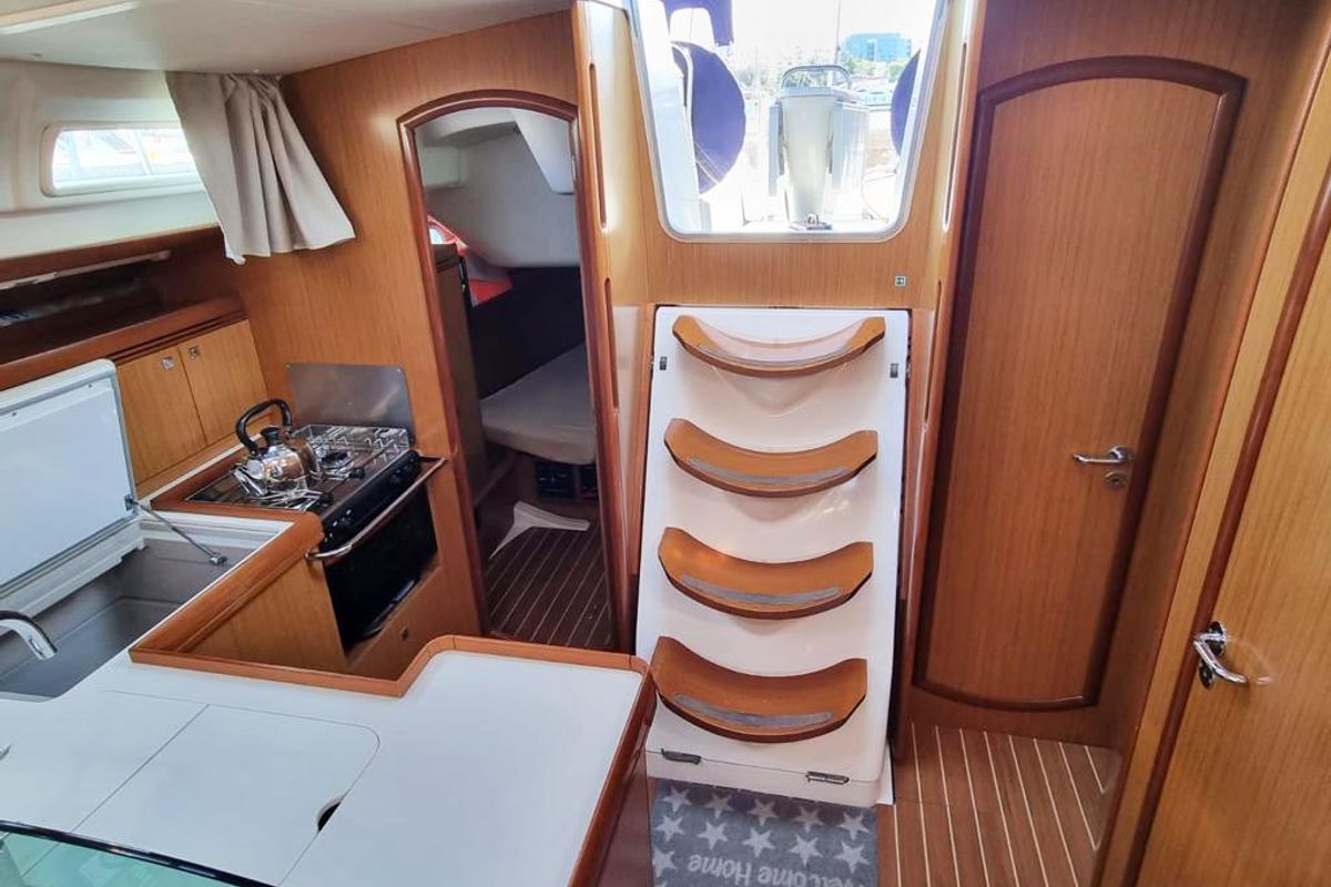 Salon of Sea Nest, a Jeanneau Sun Odyssey 42 i sailboat at Finikas, Greece