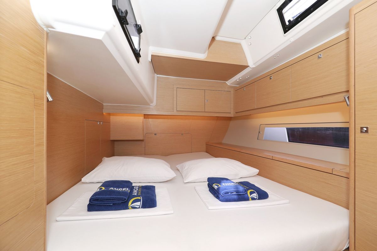Cabin on Cupid, a Dufour 470 sailboat at Općina Sukošan, Croatia