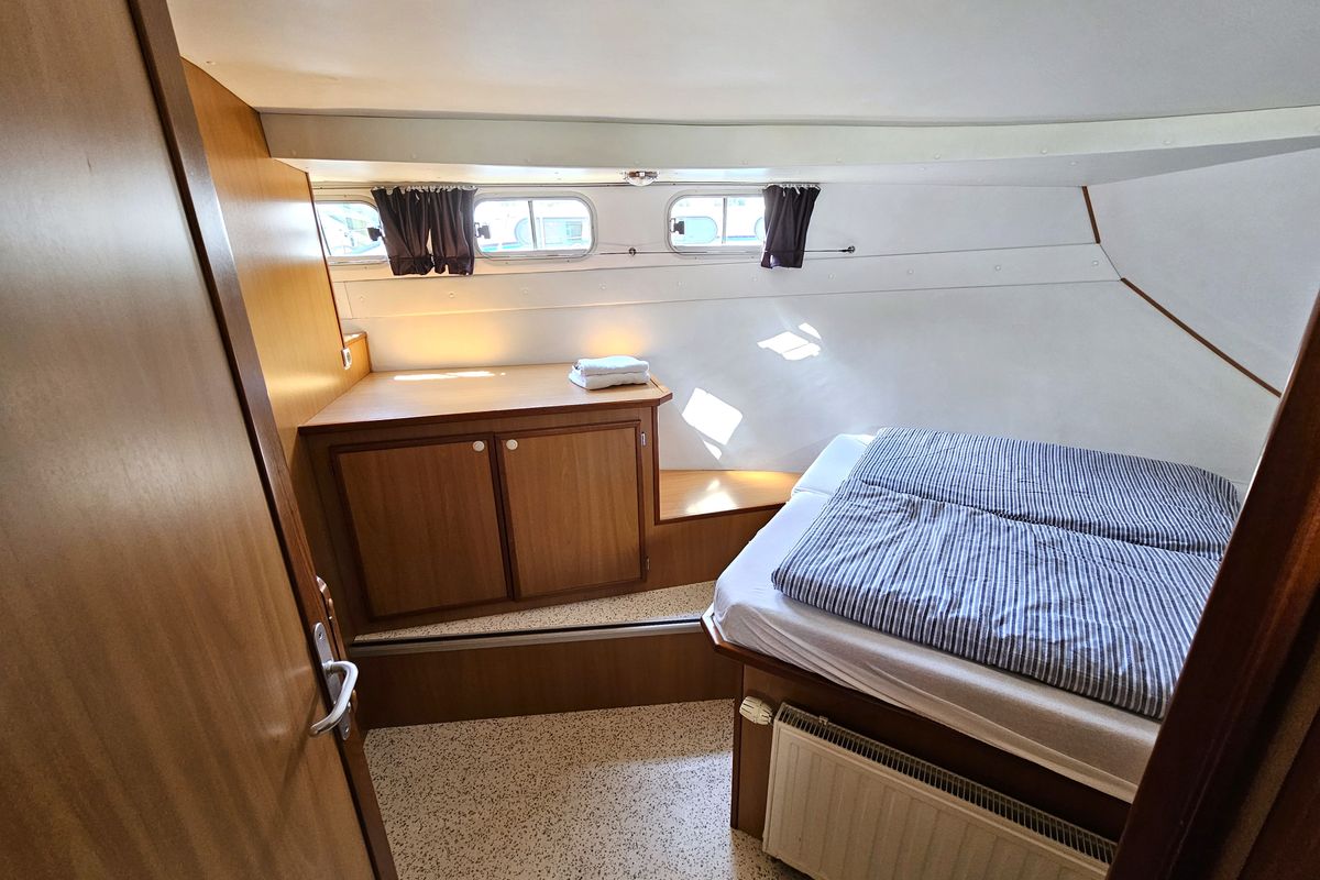 Cabin on Persephone, a Gulet Tarpon 37 DP motorboat at Lübz, Germany