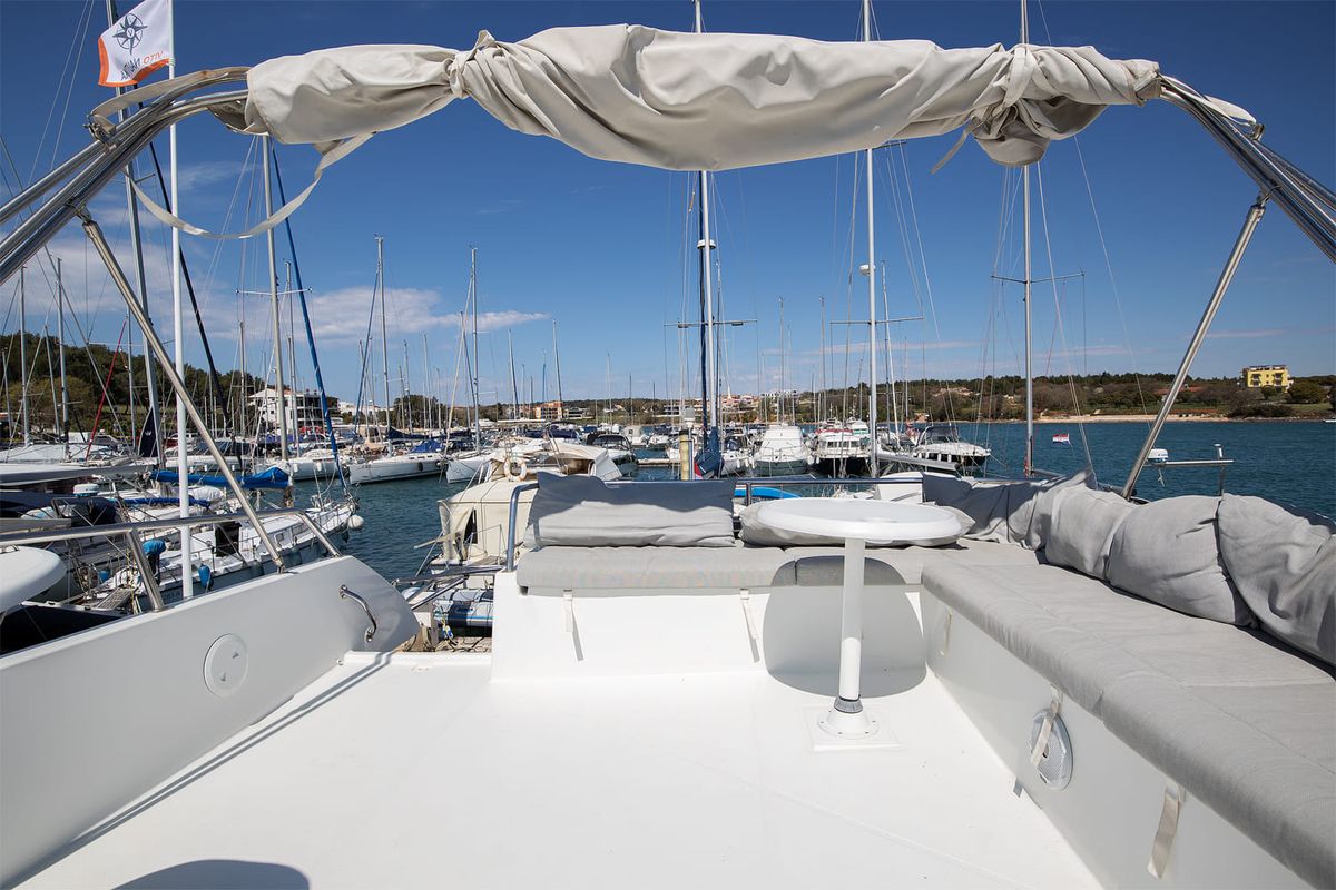 Deck of Mare Tortuga, a Fountaine Pajot MY 37 catamaran at Općina Medulin, Croatia