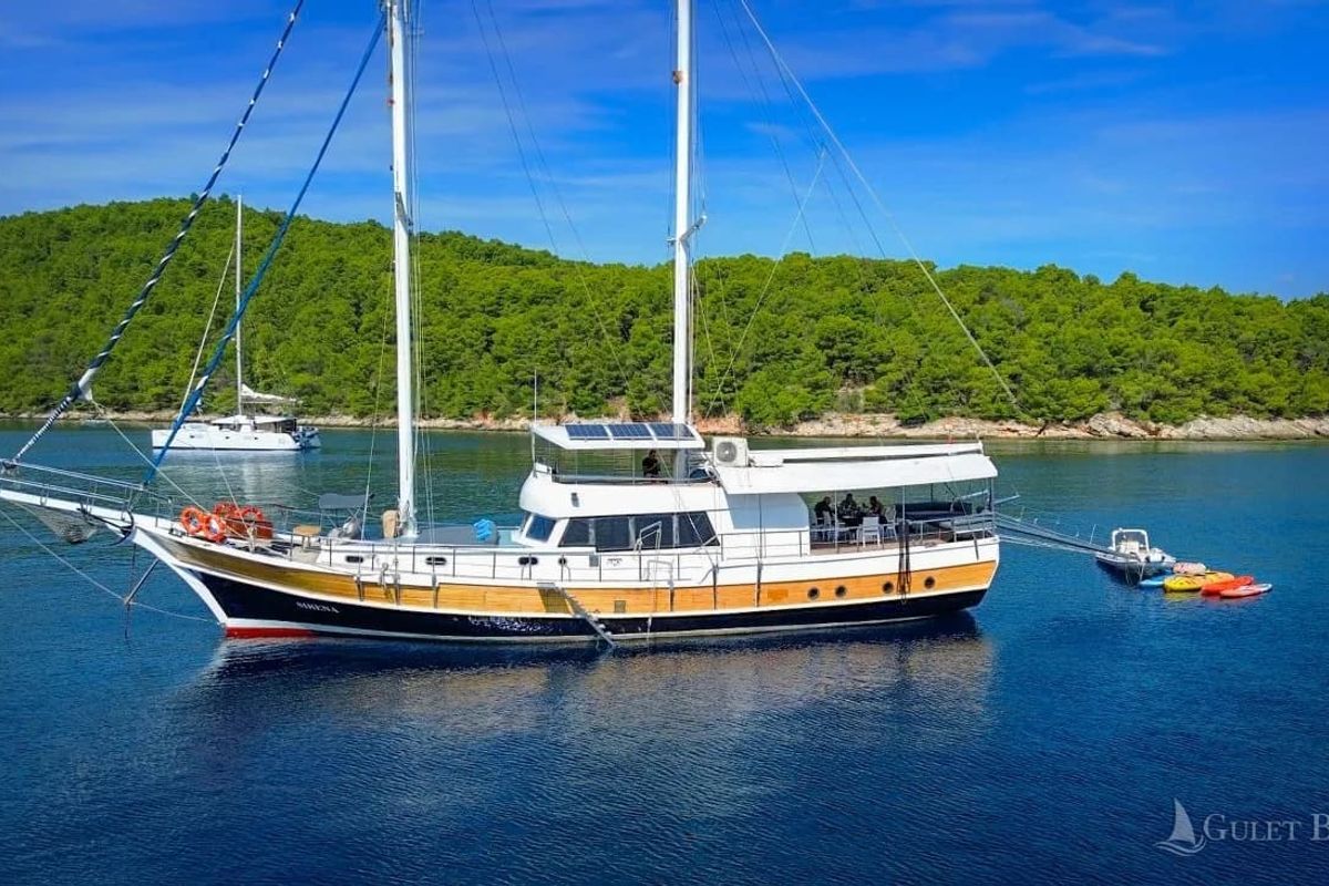 Exterior view of Sirena, a Unknown Sirena yacht at Split, Croatia