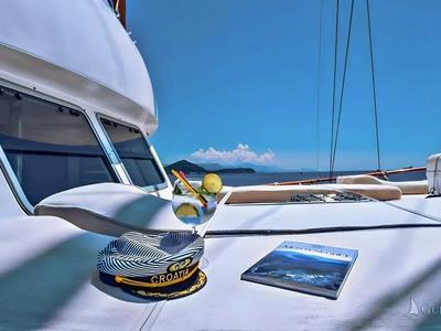 Salon of Sirena, a Unknown Sirena yacht at Split, Croatia