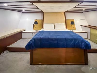 Cabin on Sirena, a Unknown Sirena yacht at Split, Croatia