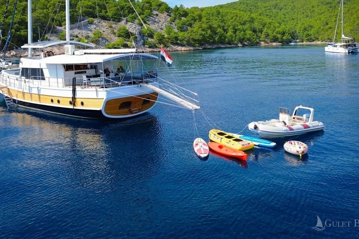 Exterior view of Sirena, a Unknown Sirena yacht at Split, Croatia