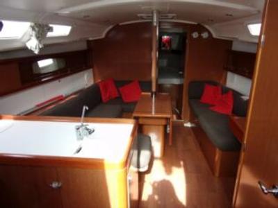 Salon of Beleza, a Beneteau Oceanis 37 sailboat at Toulon, France