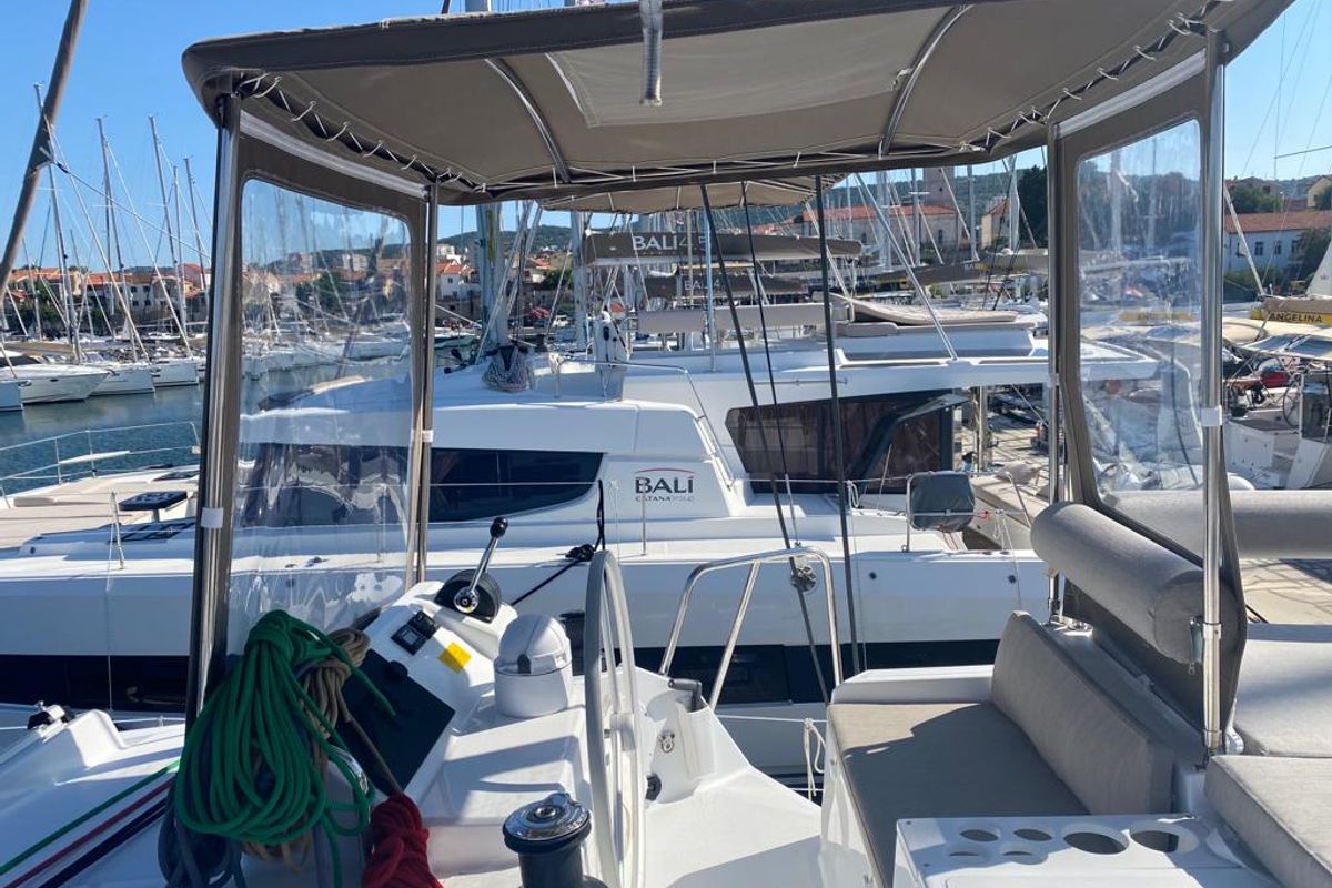 Cockpit of Free Flow, a Bali Catspace catamaran at Grad Šibenik, Croatia