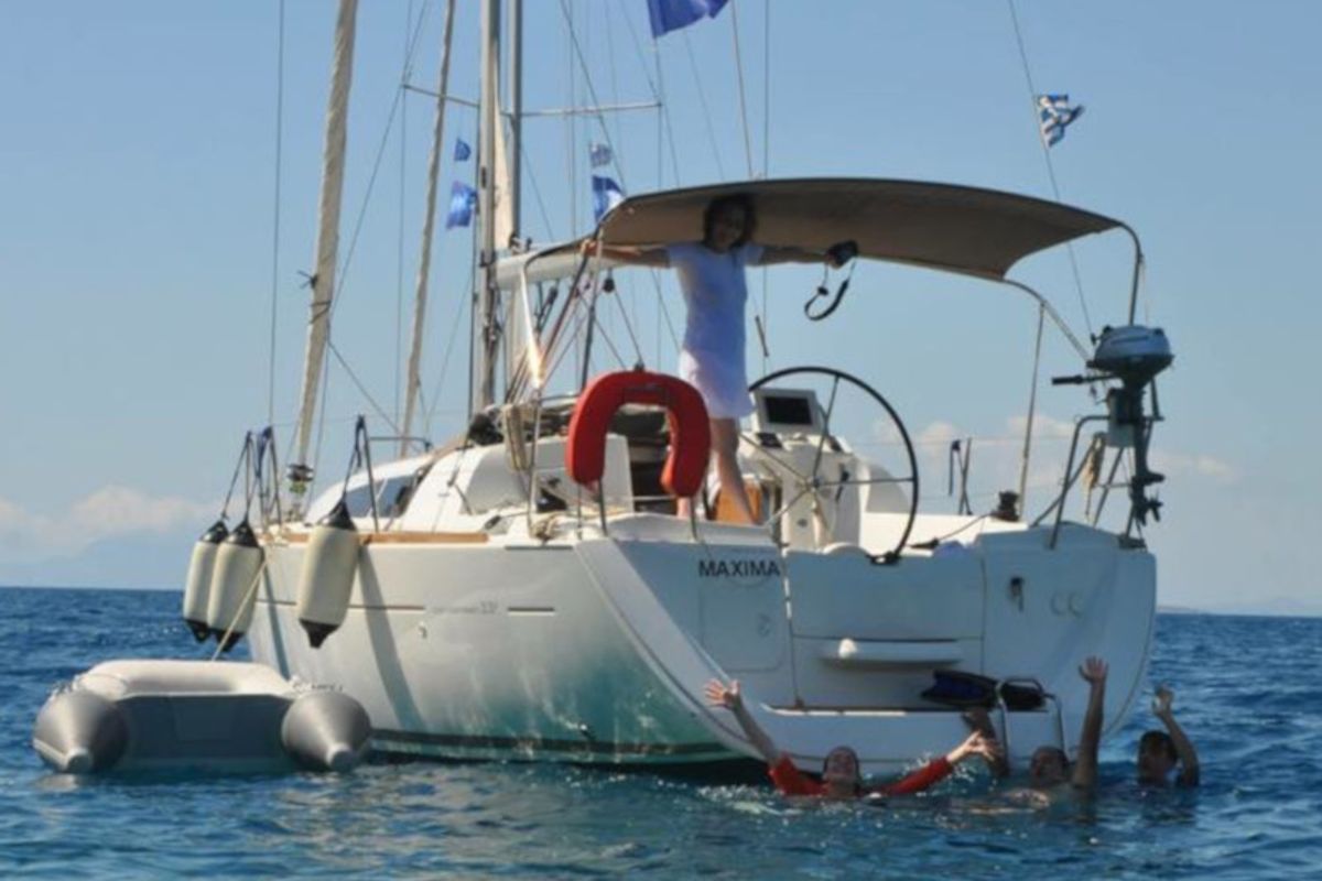 Exterior view of Maxima, a Jeanneau Sun Odyssey 33i sailboat at Gouvia, Greece