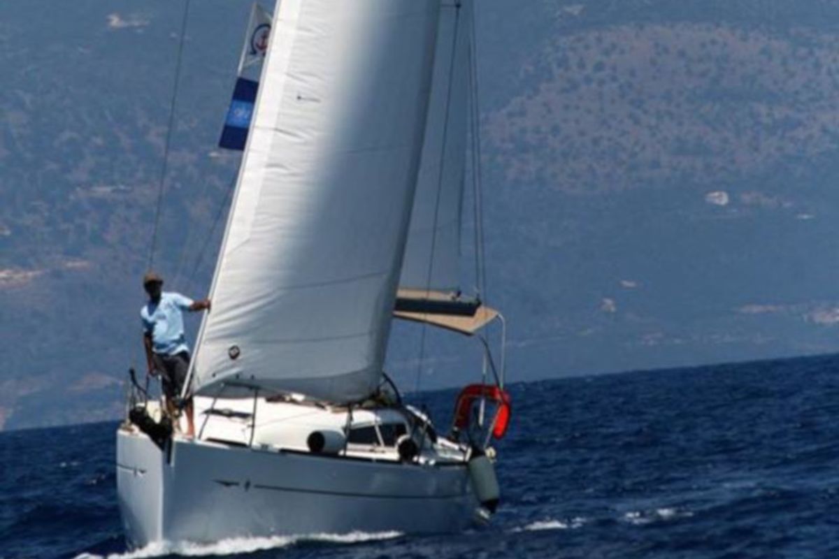 Exterior view of Maxima, a Jeanneau Sun Odyssey 33i sailboat at Gouvia, Greece