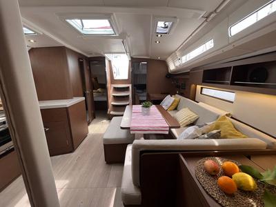 Cabin on Bibi One, a Beneteau Oceanis 40.1 sailboat at Split, Croatia