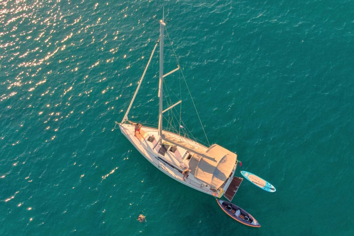 Exterior view of Mar Me Quer, a Dufour 360 Grand Large sailboat at Portimão, Portugal