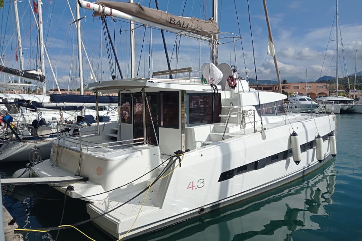 Exterior view of Mary, a Bali 4.3 catamaran at Cannigione, Italy