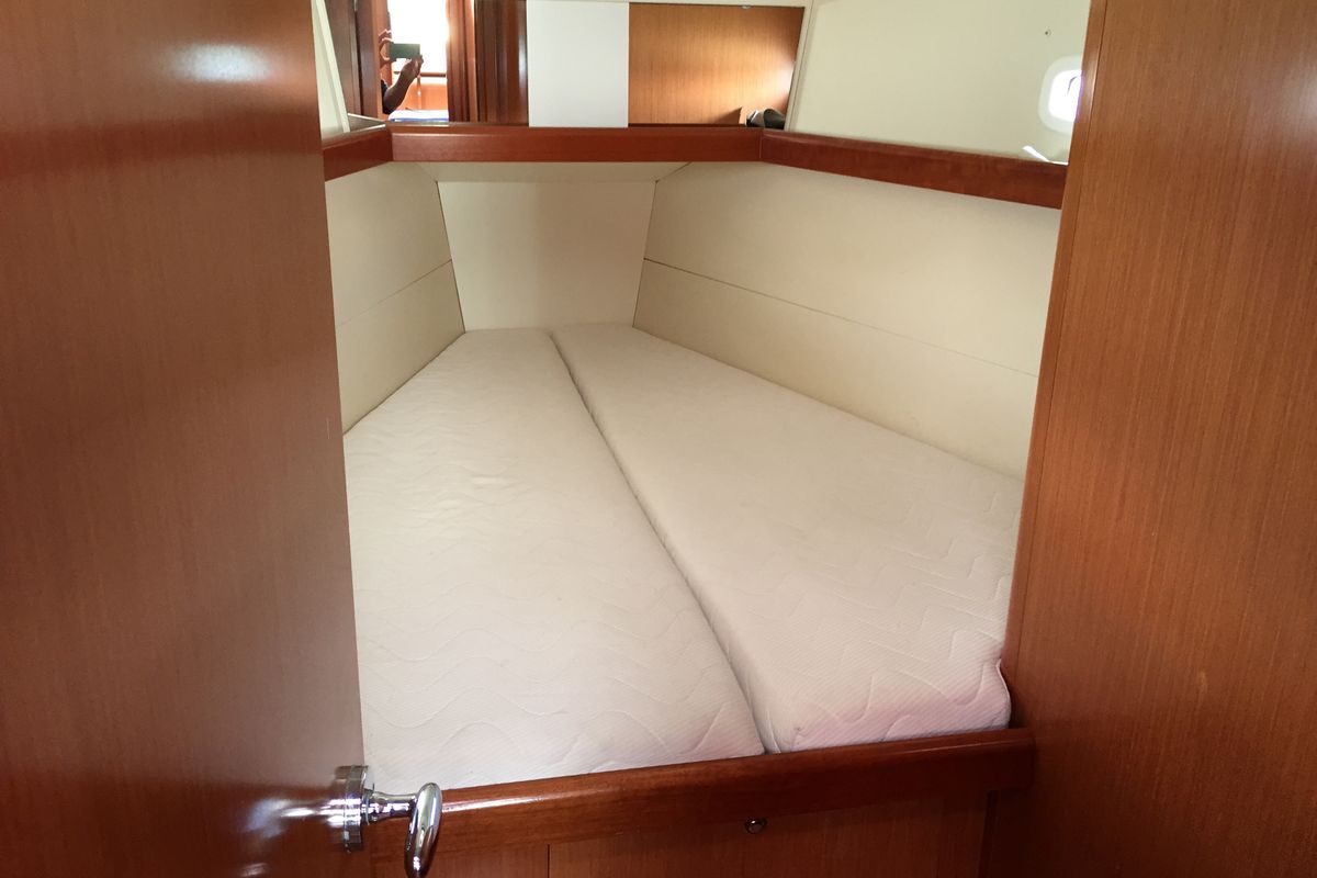 Cabin on Little Mermaid, a Beneteau Oceanis 43 sailboat at Olbia, Italy