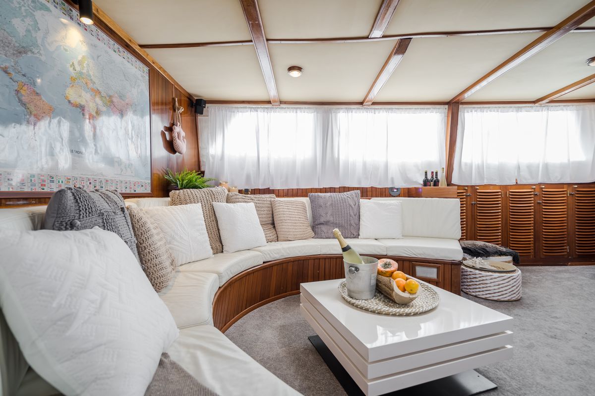 Salon of Gulet Yacht Ibiza, a Gulet Gulet gulet at Ibiza, Spain