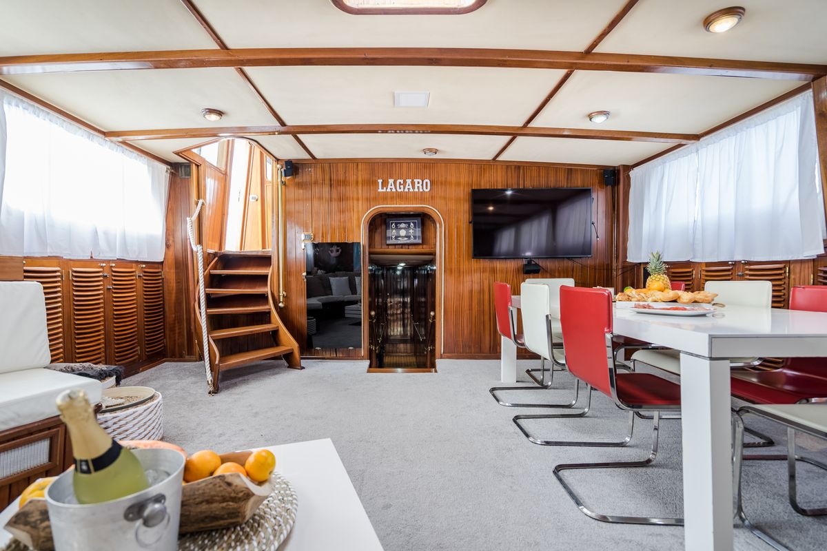 Salon of Gulet Yacht Ibiza, a Gulet Gulet gulet at Ibiza, Spain