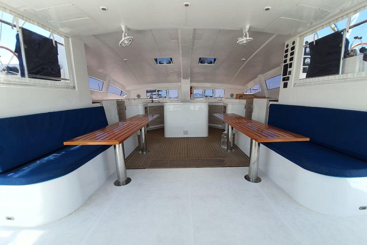 Salon of Fortunate Sun, a Island Spirit Yachts Island Spirit 410 catamaran at Mai Khao, Thailand