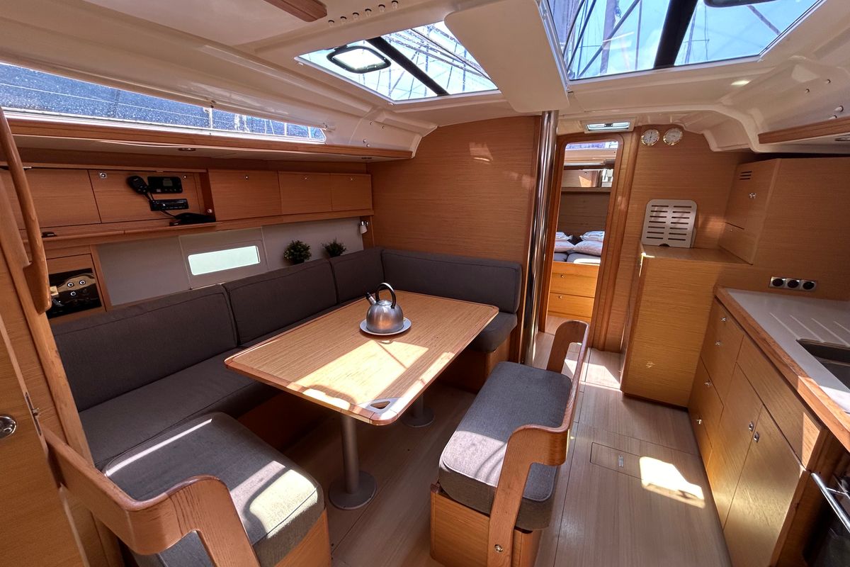 Salon of Echo I, a Dufour 430 GL sailboat at Kontokali, Greece