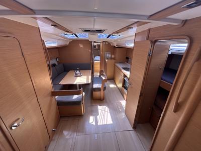 Salon of Echo I, a Dufour 430 GL sailboat at Kontokali, Greece