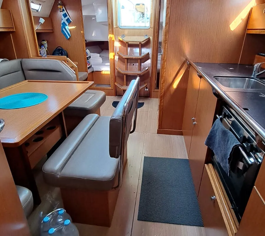 Salon of Manta, a Bavaria Cruiser 40 sailboat at Volos Municipality, Greece