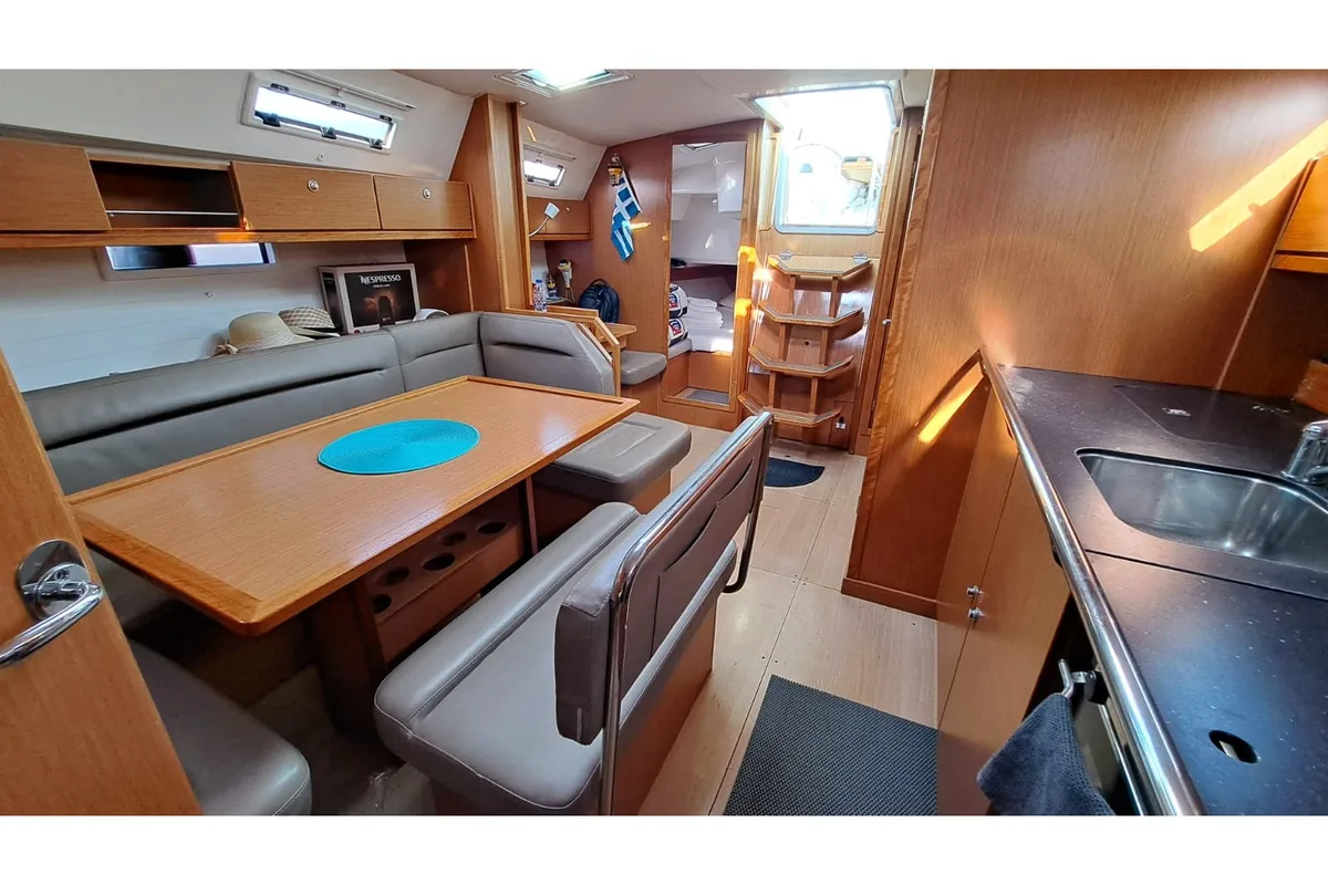 Salon of Manta, a Bavaria Cruiser 40 sailboat at Volos Municipality, Greece