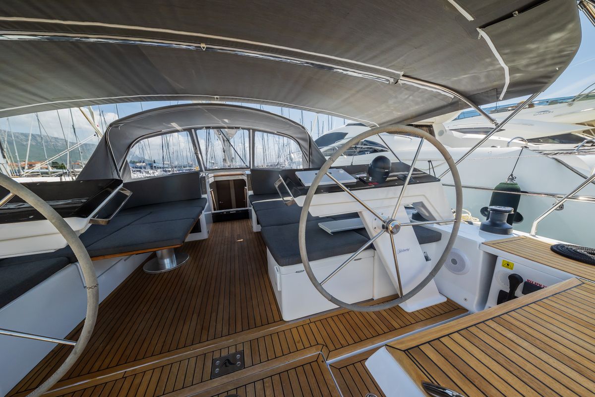 Cockpit of Wanderlust, a Hanse Yachts Hanse 460 sailboat at Grad Kaštela, Croatia