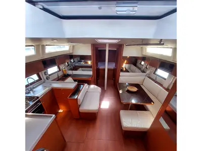 Salon of Famiglia, a Beneteau Oceanis 51.1 sailboat at Athens, Greece