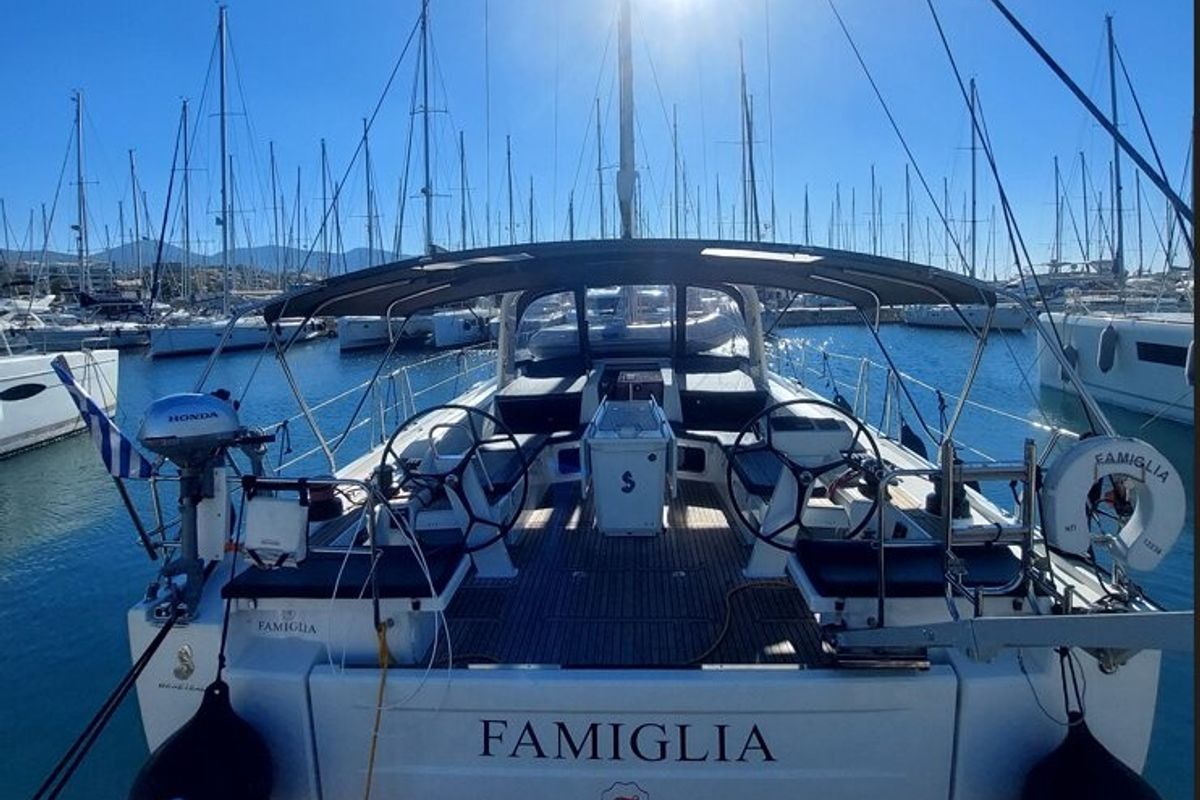 Exterior view of Famiglia, a Beneteau Oceanis 51.1 sailboat at Athens, Greece