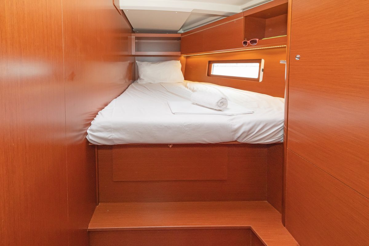 Cabin on Almyra, a Beneteau Oceanis 46.1 sailboat at Athens, Greece