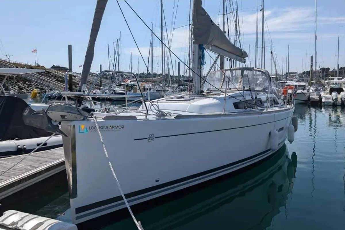 Exterior view of Tarann, a Dufour 375 Grand Large sailboat at Saint-Cast-le-Guildo, France