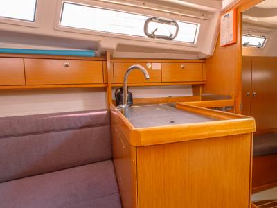 Galley of Classic, a Bavaria 33 Cruiser sailboat at Fethiye, Turkey