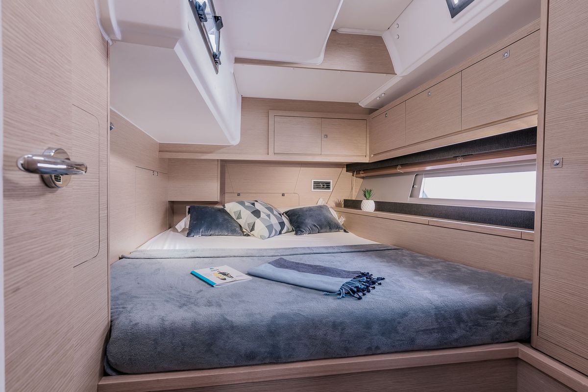 Cabin on Aruba, a Dufour 470 sailboat at Athens, Greece
