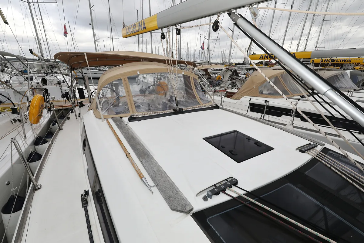 Deck of 3 Friends, a Dufour 412 GL sailboat at Primošten, Croatia