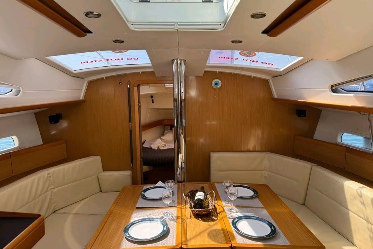 Salon of FREYA, a Jeanneau Sun Odyssey 42DS sailboat at Volos Municipality, Greece