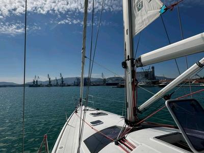 Deck of FREYA, a Jeanneau Sun Odyssey 42DS sailboat at Volos Municipality, Greece