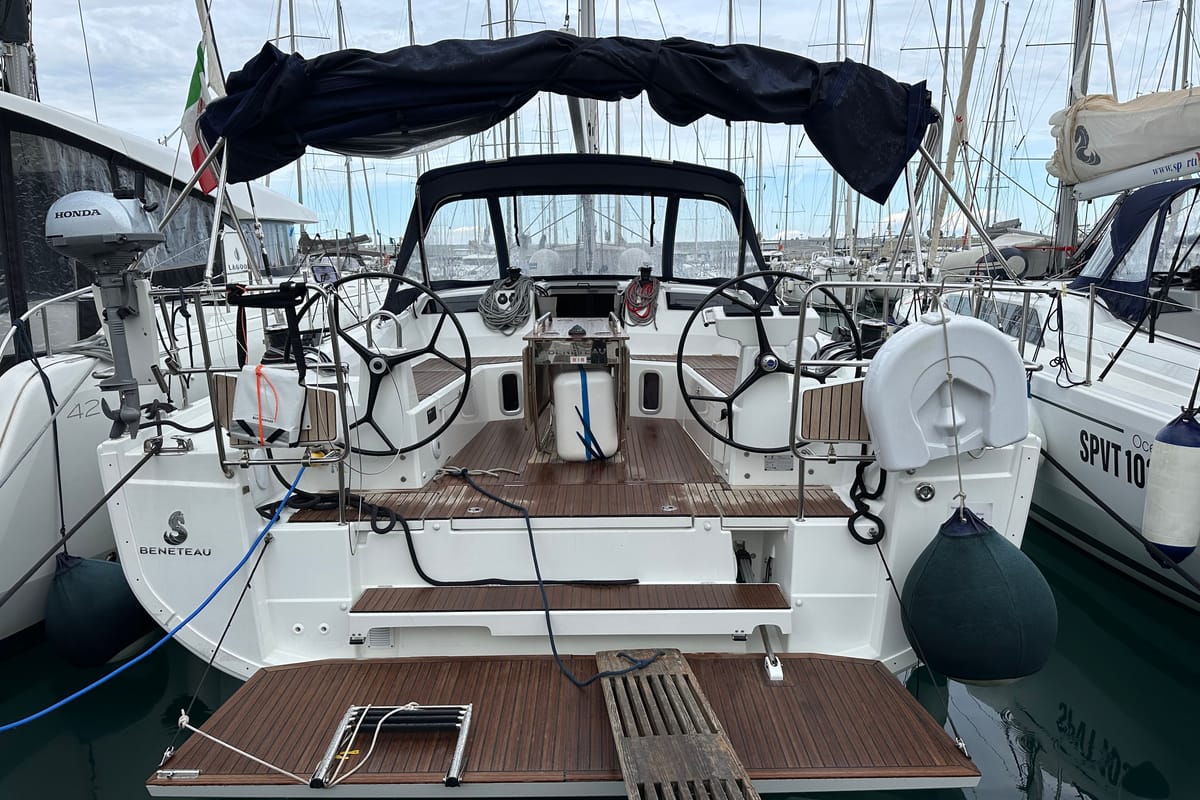Rhea - Comfort line, a Beneteau Oceanis 40.1 sailboat at Salerno, Italy