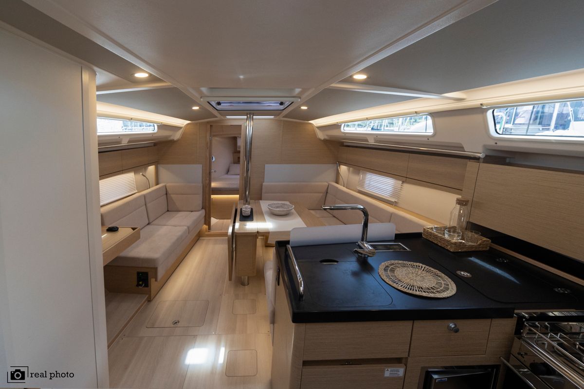 Salon of Tecla - Water maker, Solar Panel - BOTH SAILS triradial, Retractabile Bow Trust, a Hanse Yachts Hanse 388 sailboat…