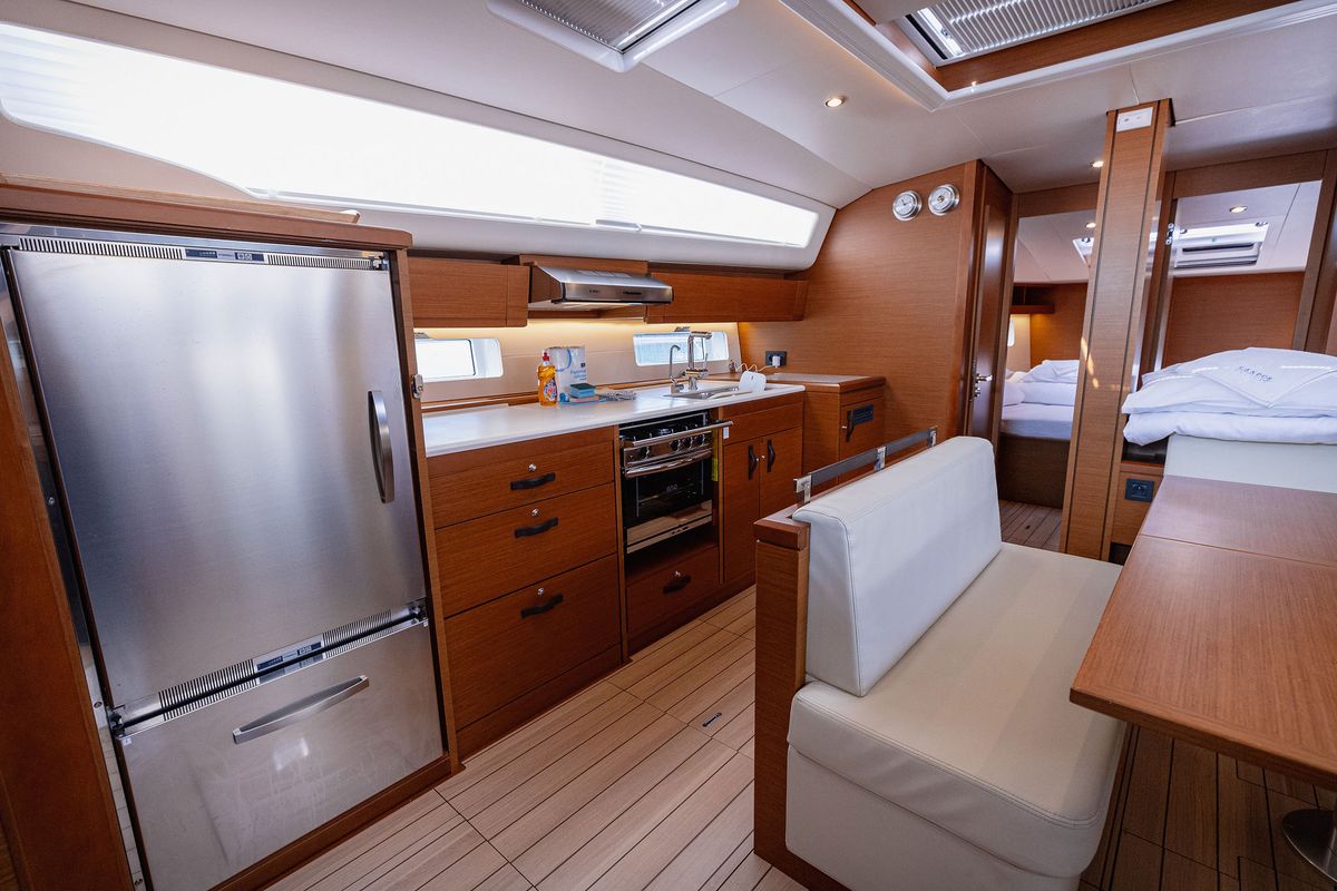 Salon of Il Gatto, a Jeanneau 54 sailboat at Grad Kaštela, Croatia