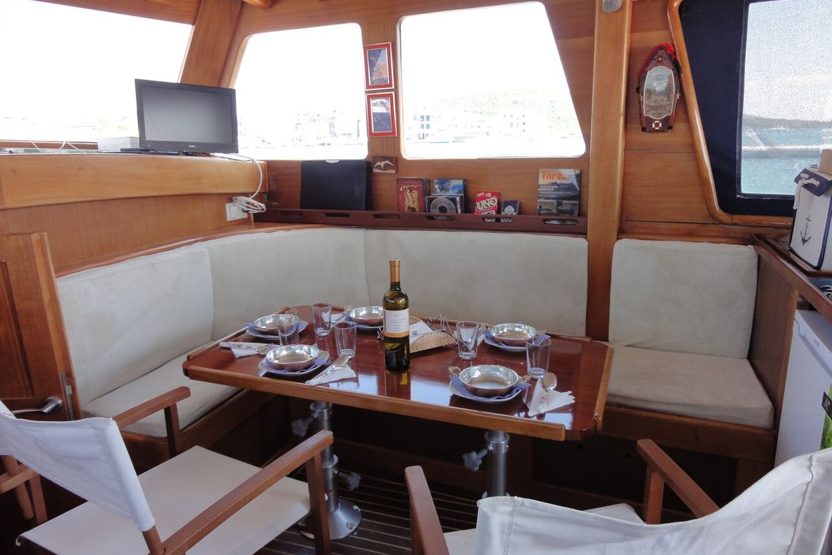 Salon of Larus, a Custom Made Larus yacht at Pirovac, Croatia