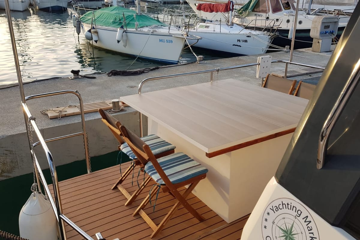 Deck of Sabina, a Delphia Yachts Platinum 989 Fly yacht at Kukljica, Croatia