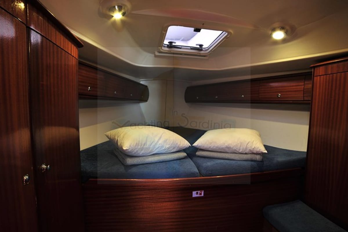 Cabin on Tommy, a Bavaria 38 sailboat at Olbia, Italy