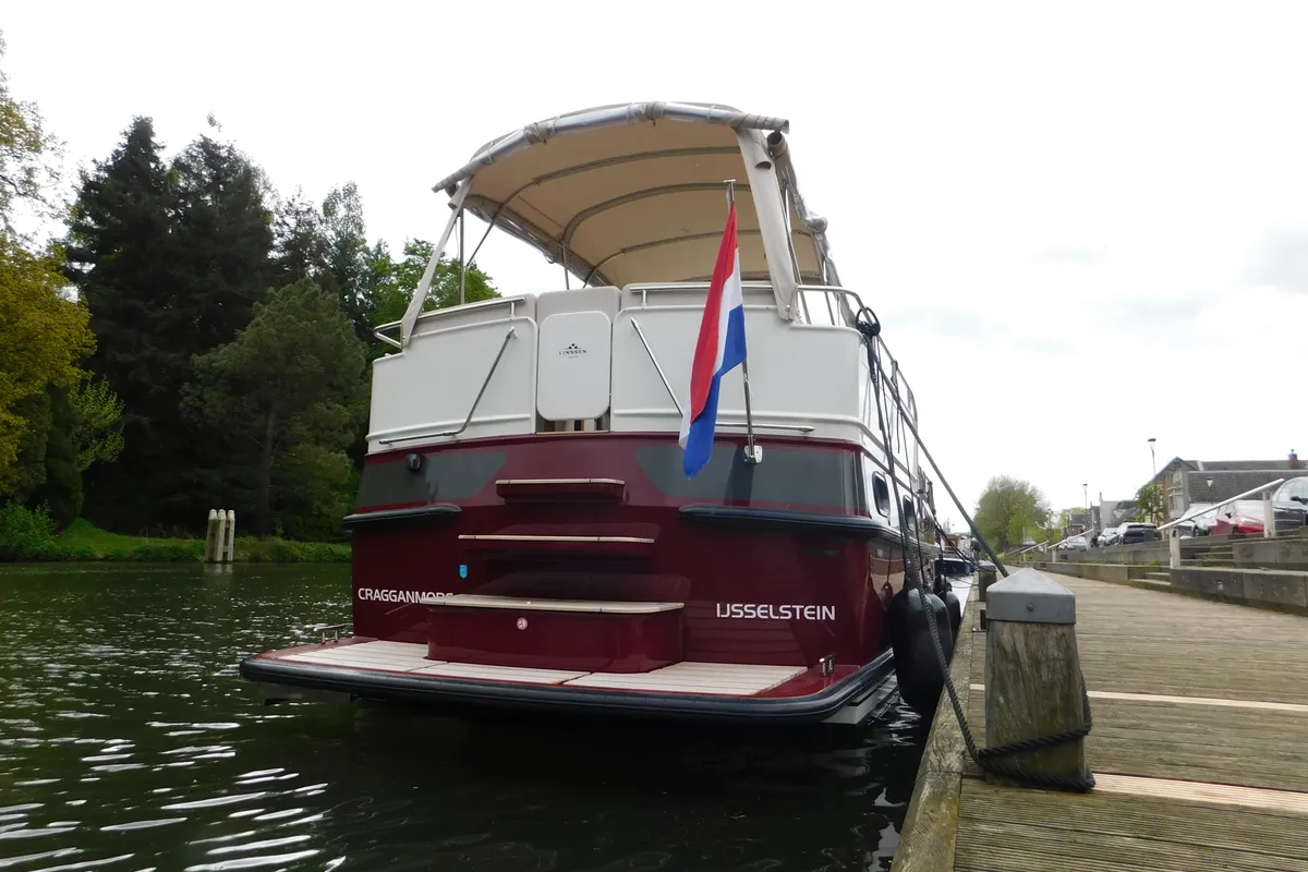 Exterior view of Cragganmore, a Linssen 35 SL motorboat at IJsselstein, Netherlands