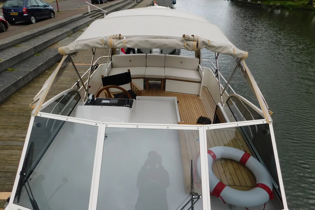 Deck of Cragganmore, a Linssen 35 SL motorboat at IJsselstein, Netherlands