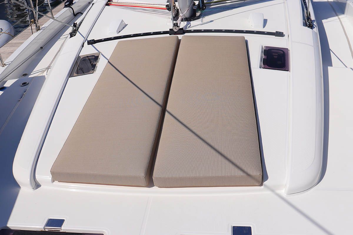 Heartbeat, a Beneteau Oceanis 54 sailboat at Road Town, British Virgin Islands