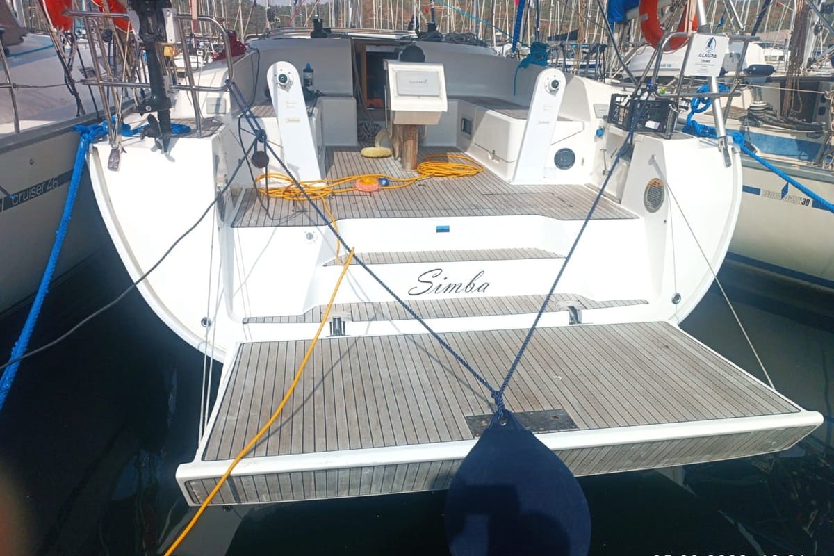 Salon of Simba, a Bavaria Cruiser 46 sailboat at Fethiye, Turkey