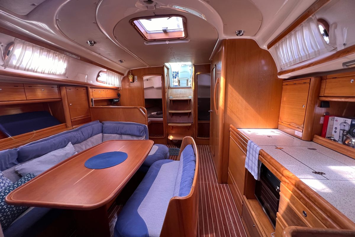Salon of Dimitra, a Bavaria 39 Cruiser sailboat at Kavala, Greece