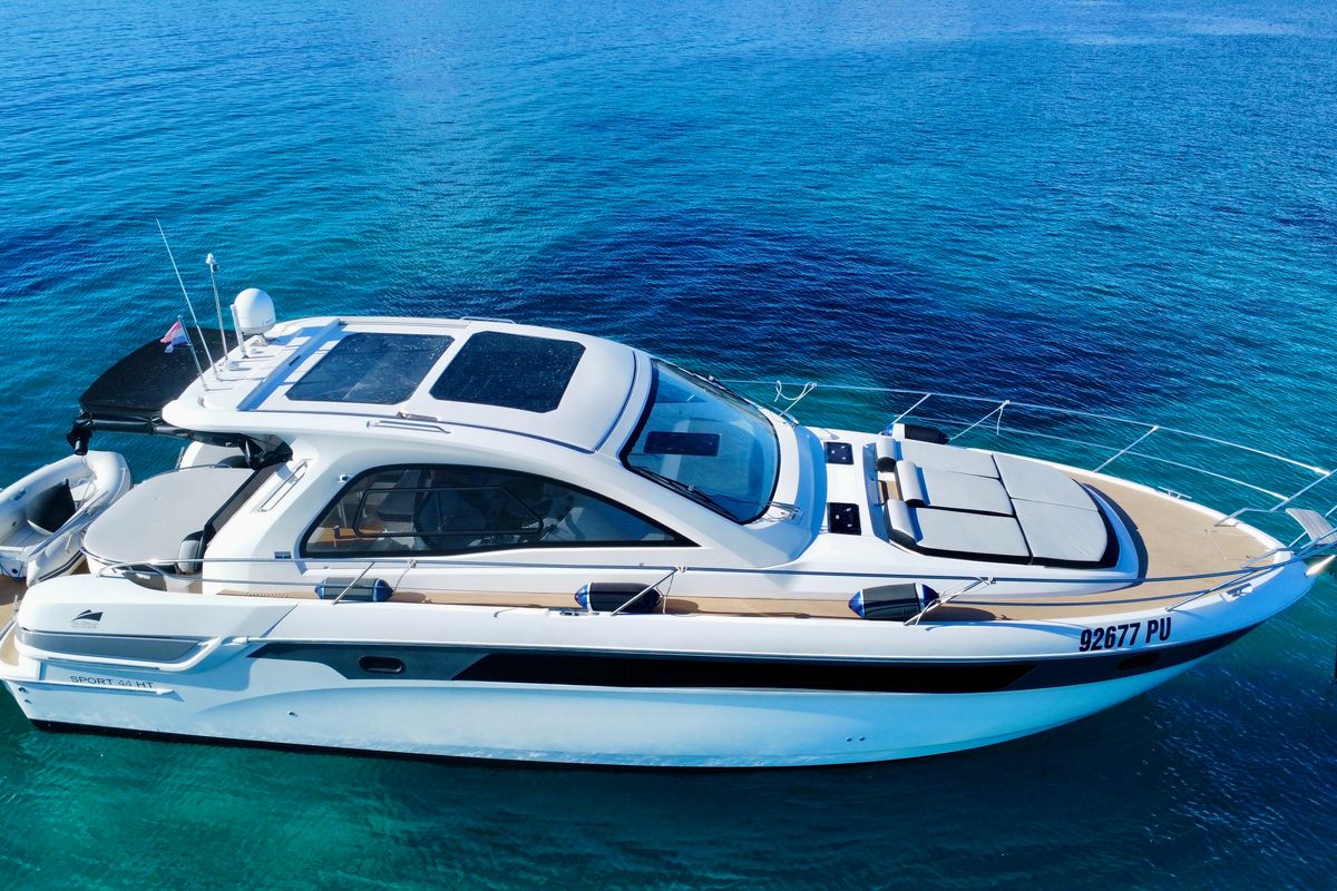 Exterior view of Paluma, a Bavaria Sport 44 motorboat at Općina Sukošan, Croatia